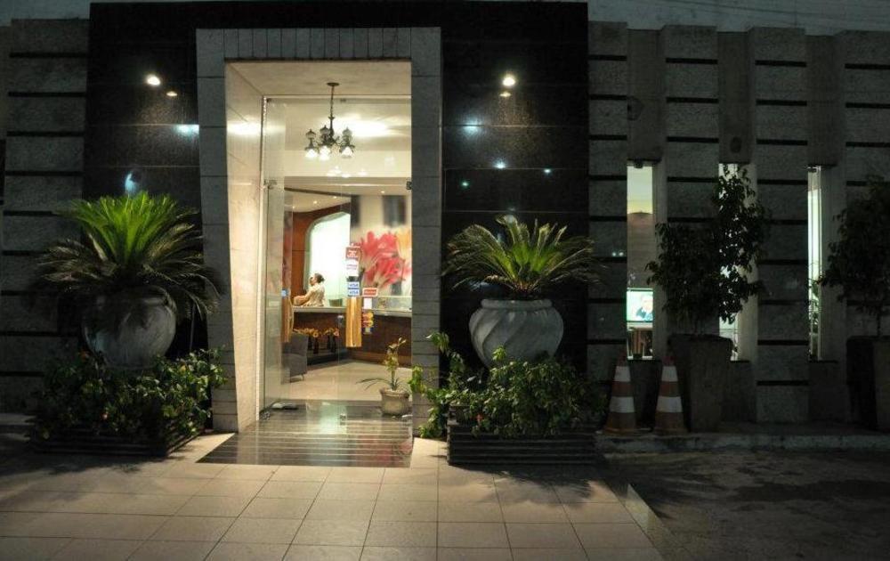 Feira Plaza Hotel Фейра-ди-Сантана Экстерьер фото